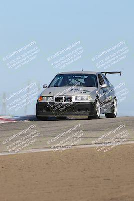 media/Oct-26-2025-CalClub SCCA (Sun) [[8ce1e69566]]/Group 2/Grapevine/